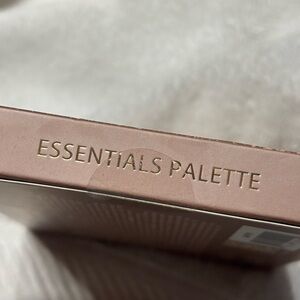 Luminess Essentials Palette